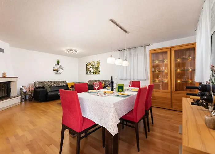 By Interhome Apartamento