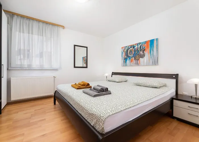 Apartamento By Interhome