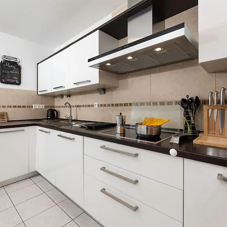 By Interhome Apartman