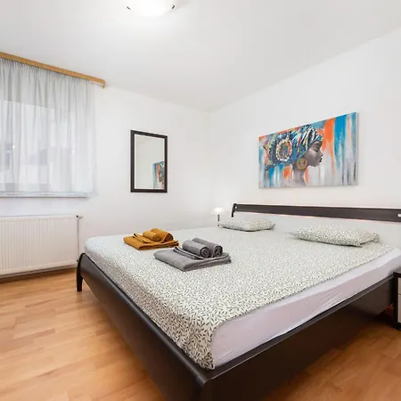 Apartman By Interhome